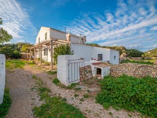 Casa a Es Grau-Serra Morena. Finca rústica con gran terreno en mahón