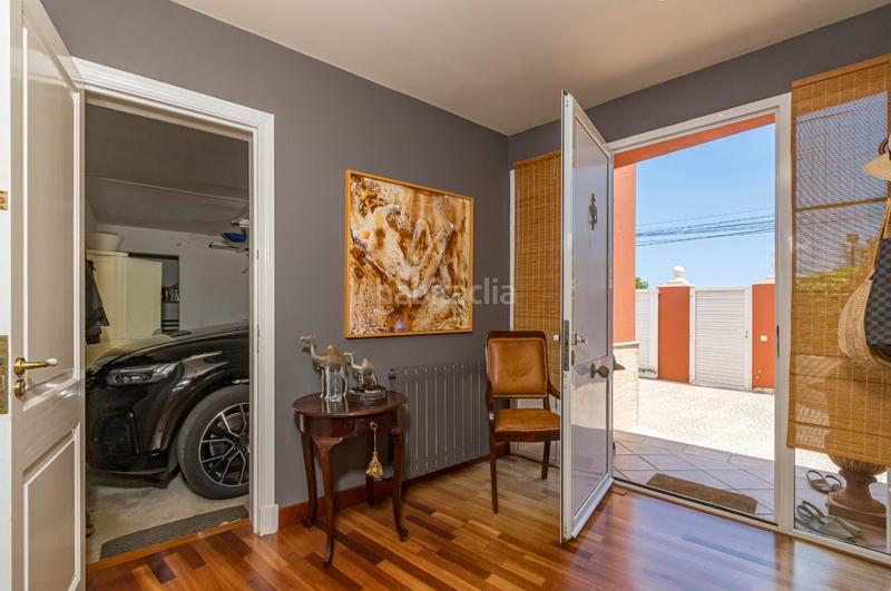 Foto b7da9fc6-8202-41bd-aee8-b6fe43f7bc3b. Chalet fantastica villa con vista al mar en punta prima en Sant Lluís