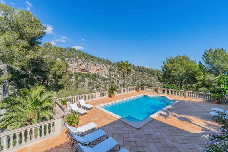 Foto 05f3ad86-541b-423e-a4e8-fc5e01764eaf. Chalet exclusivo chalet con vistas al mar en bendinat en Calvià