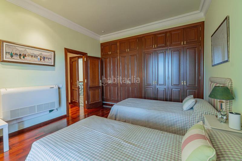 Foto a790c4e7-9cc8-4e70-8180-a068e44d6b12. Chalet exclusivo chalet con vistas al mar en bendinat en Calvià