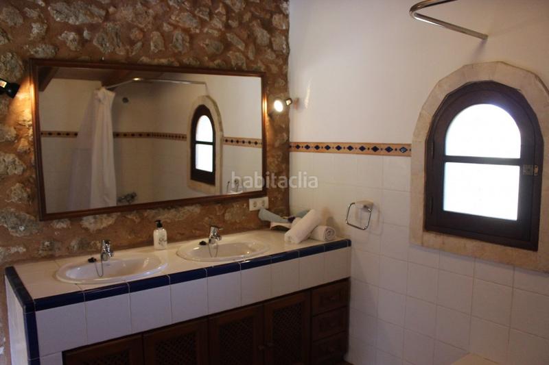 Foto 0e48f192-b02b-4b6c-9562-1589524c1949. Masia amb piscina a Portocolom Felanitx