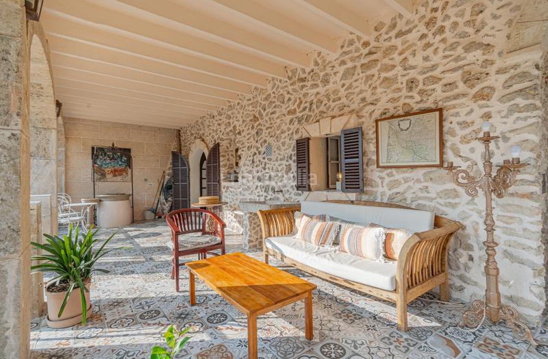 Foto cb9457d2-5c34-44dc-ac19-a713ae8fd2c7. Casa con parcheggio in Bunyola