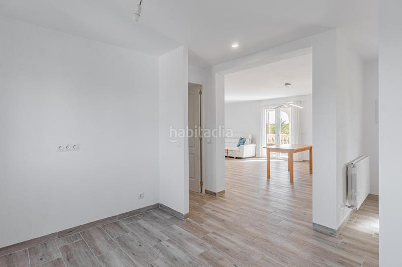 Foto 118008fd-8244-4520-993f-2a05c8e1a877. Chalet  con dos apartamentos en cala santanyi con jardín y piscina en Santanyí