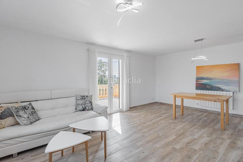 Foto 7995c747-a553-4da9-ad72-c2e15279cae1. Chalet  con dos apartamentos en cala santanyi con jardín y piscina en Santanyí