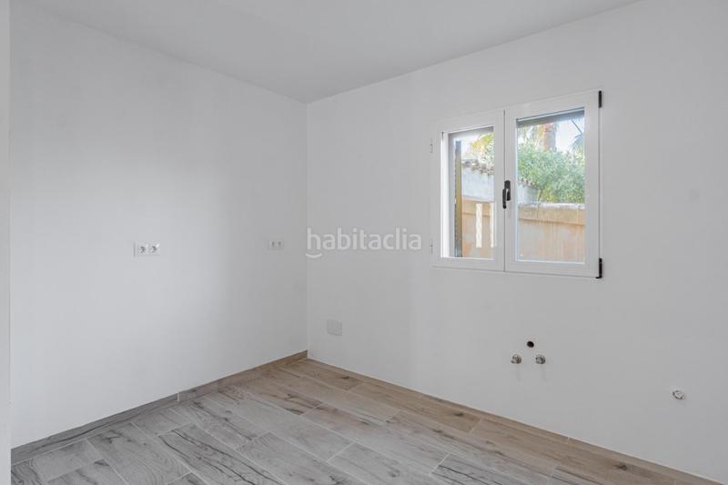 Foto c9d09d14-3d6b-4ef4-859f-89d80f57b926. Chalet  con dos apartamentos en cala santanyi con jardín y piscina en Santanyí
