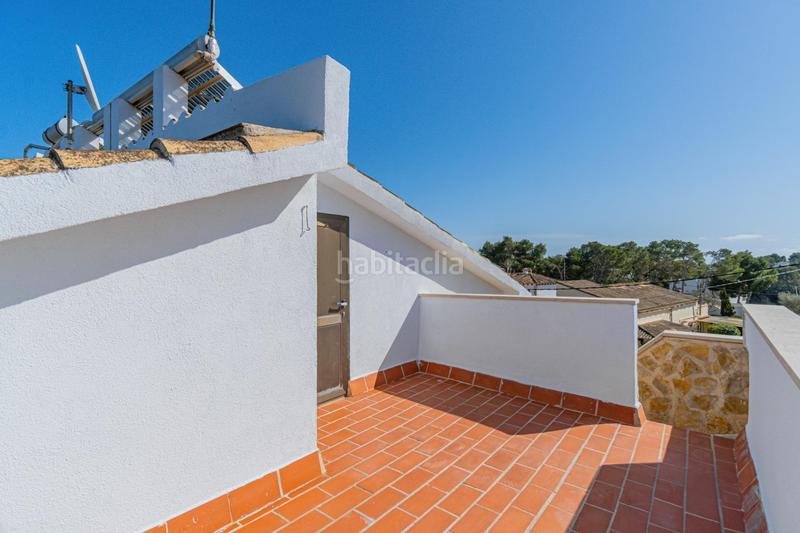 Foto d0628fc5-29ae-49e7-9889-b1c44201a388. Chalet  con dos apartamentos en cala santanyi con jardín y piscina en Santanyí