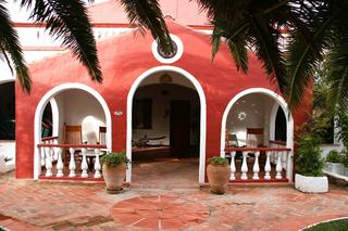 Casa en Sant Climent-Es Canutells. Espectacular agroturismo con mucho encanto y intimidad.