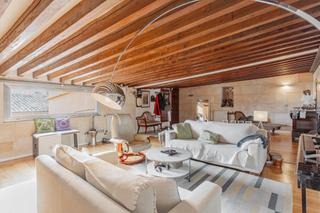 Apartment in La Seu. Exclusivo ático renovado junto a la catedral de palma.