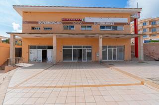 Local Comercial a Cala Magrana-Cala Anguila-Cala Mendia. Conjunto de 3 locales comerciales en cala mendia