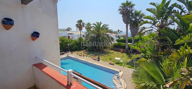 Foto 02c12d52-42a3-47e6-906c-f83512887c1d. Casa villa 4 hab con piscina sobre una parcela amplia de 1027m en Sant Lluís