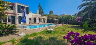 Casa a Binibèquer. Villa 4 hab con piscina sobre una parcela amplia de 1027m