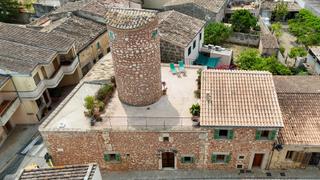 House in Costitx. Molino totalmente reformado en el centro de costitx