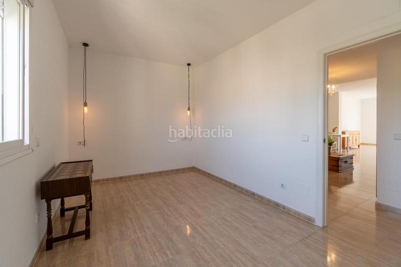 Foto 2e83dd0f-a41e-4ed6-8c21-41181b686941. Piso  luminoso con vistas despejadas en el centro de santanyi en Santanyí