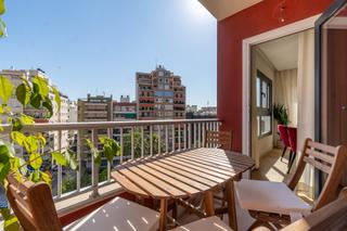 Flat in Camp D´en Serralta. Piso de diseño en plaza madrid