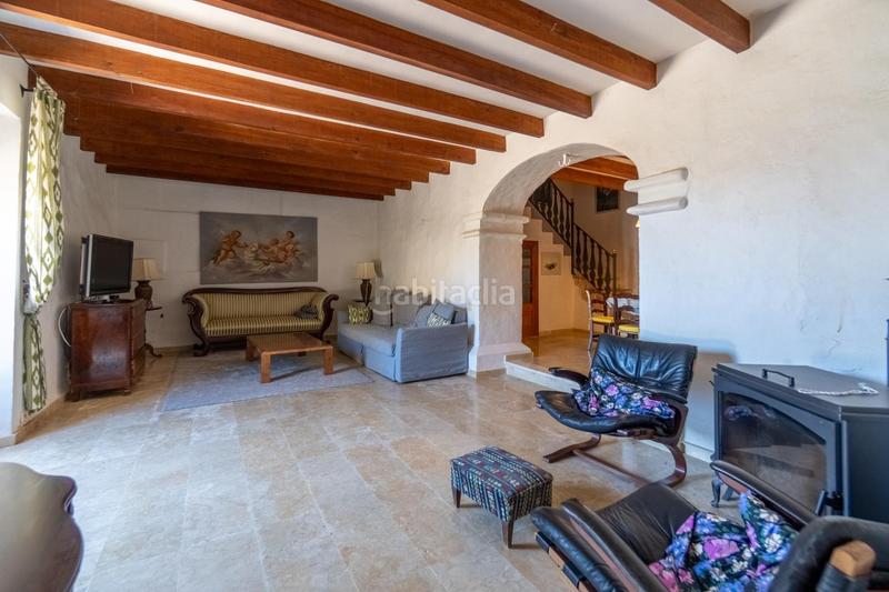 Foto d0f562b8-43cb-4d89-b60b-b65a848f7e22. Masia amb aparcament piscina a Es Llombards Santanyí