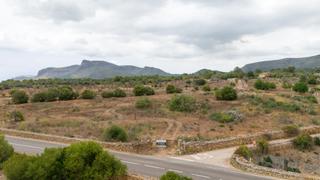 Terreno residenziale in Petra. Terreno urbanizable con vistas al mar y a la montaña