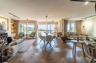 Appartement à La Bonanova. Se vende impecable piso en bonanova, con vistas a la bahía de pa