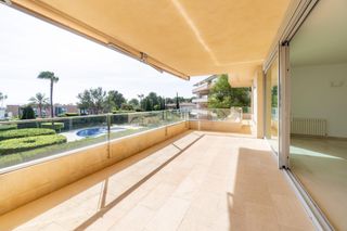 Apartament a Santa Pon�a. Apartamento con gran terraza en sol de mallorca