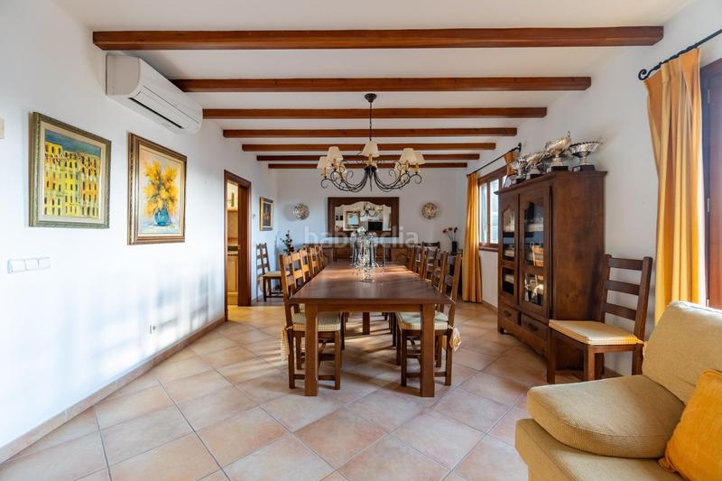 Foto e8a14c12-b6bc-4588-b0d5-8417b1623843. Édifice dans Manacor centre Manacor