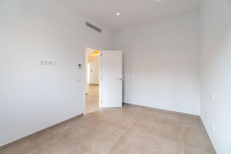 Foto 7dde8cec-9e55-47a8-b18f-21b6a8ab8313. Casa amb aparcament piscina a Manacor centre Manacor