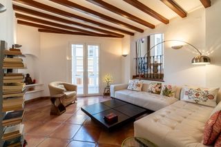 Piccolo appartamento in Cort. Dúplex exclusivo en el casco antiguo de palma