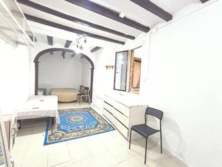 Etagenwohnung in Jaume giralt 1. Venta piso en barcelona capital  sant peresanta caterinala riber