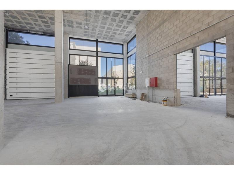 Foto 8f629460-c50f-48ca-a792-30e1ef4d6123. Affitto capannone industriale in pablo iglesias 21 in Hospitalet de Llobregat (L´)