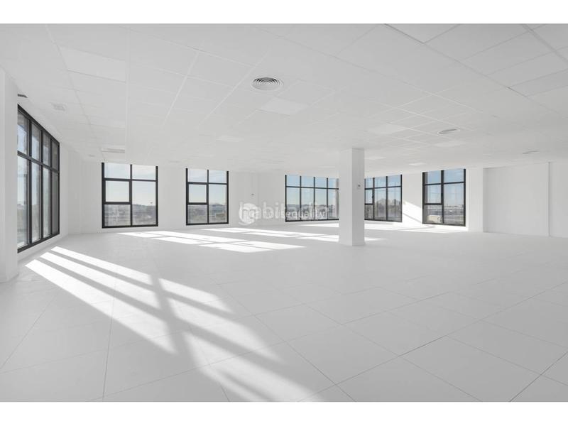 Foto 7ff990c9-3448-4320-871a-a352fc32bd34. Rent office space in pablo iglesias 21 in Granvia LH Hospitalet de Llobregat (L´)