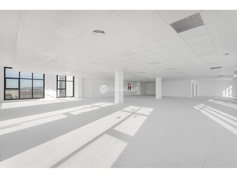 Foto 82c16d36-ec25-428c-99fa-b1b202e7ea8d. Rent office space in pablo iglesias 21 in Granvia LH Hospitalet de Llobregat (L´)