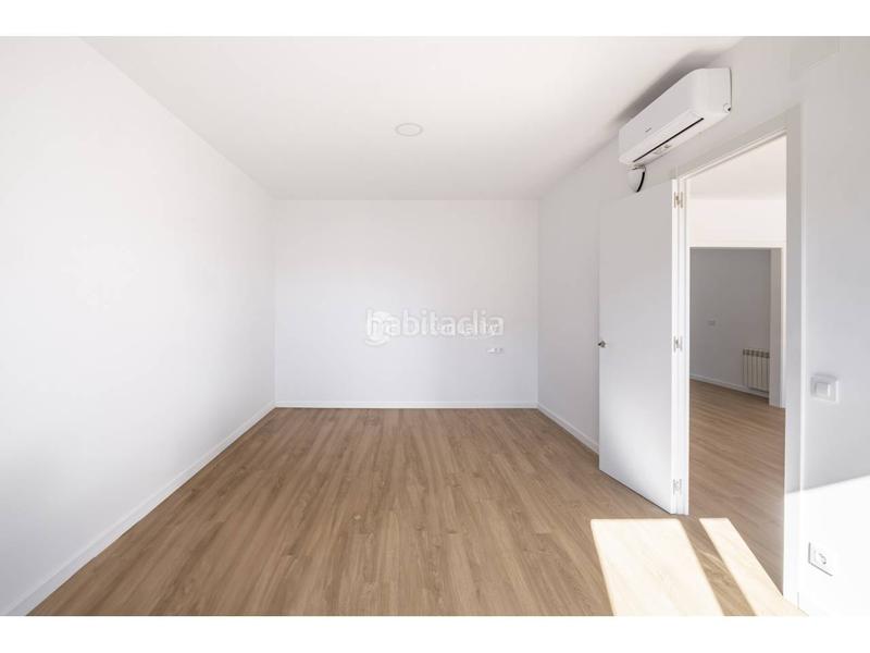 Foto ca49bbb8-9672-44fc-9e1c-591793cb2cf2. Pis amb calefacció aparcament a Dreta de l´Eixample Barcelona