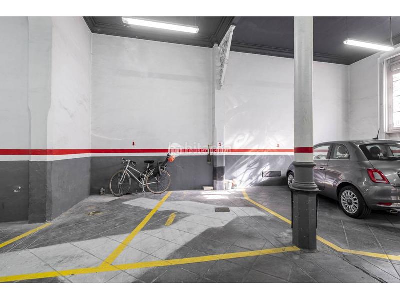 Foto d8c779e1-bf40-430c-a57d-4bd1cd4c75cc. Pis amb calefacció aparcament a Dreta de l´Eixample Barcelona