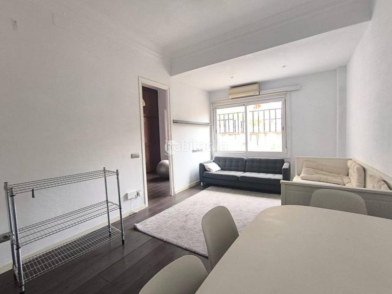 Foto 67a81b9f-2a0f-46a8-9862-b6fcf1ad23c9. Flat in sol 1 in Vila de Gràcia Barcelona