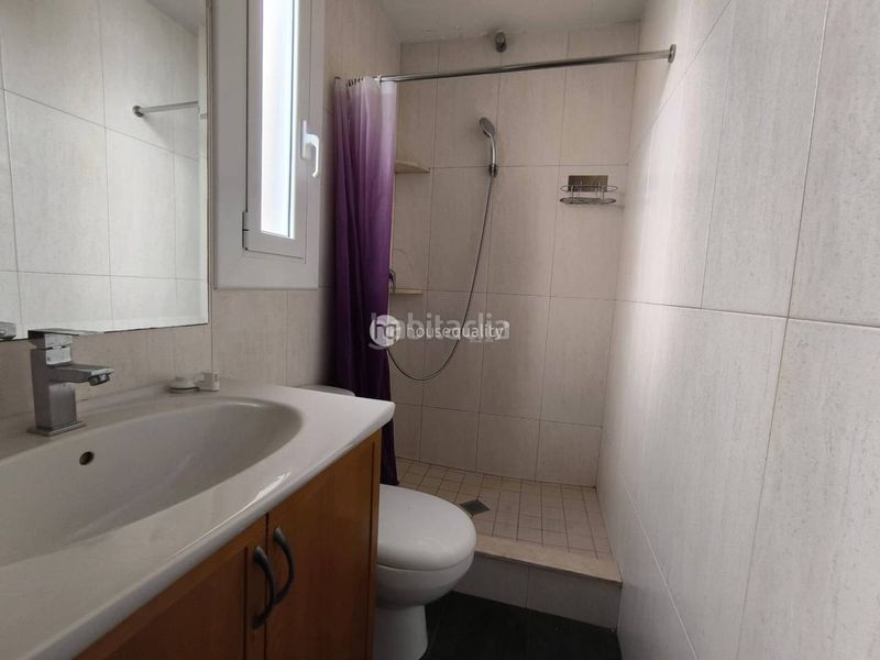 Foto 00e5a6fe-ab9f-46fb-a0a8-596365280a1c. Pis a La Bordeta Barcelona