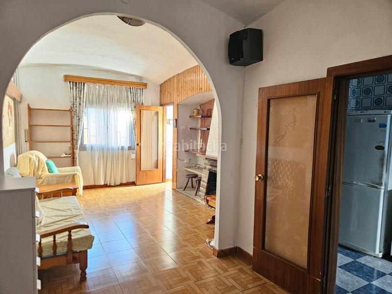 Foto 6b2f9017-2d79-4493-bf75-849f0cdac902. Casa adossada a Morera Badalona