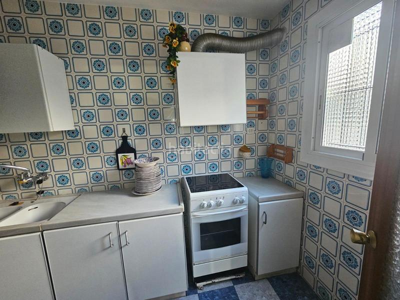 Foto af1d2225-418b-4d83-986f-eeceecfca18d. Casa adossada a Morera Badalona