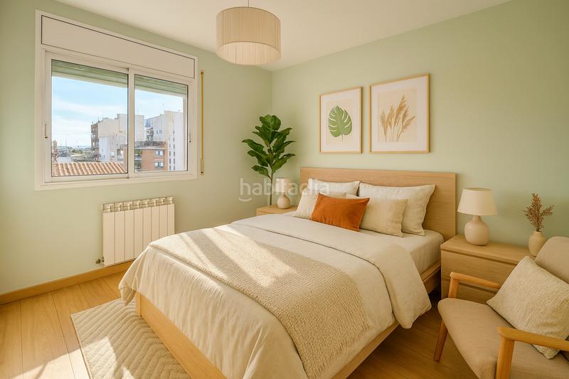 Foto 986d7928-9b3c-4253-ba89-b230e63cd6a8. Àtic amb calefacció aparcament a Centre Reus