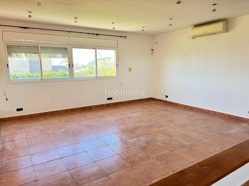 Foto 83709fd1-72f2-43d2-9ce7-0dd8bdbff5ec. Chalet  zona vendrellcalafell en Bonavista Vendrell (El)