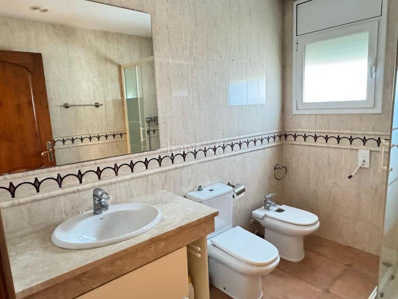 Foto e896ebae-1ffe-4ea5-b068-c778c6cfaf4b. Chalet  zona vendrellcalafell en Bonavista Vendrell (El)