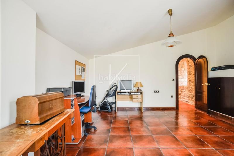 Foto cbcd4aa9-79bd-4025-a04d-d54f1cffe1c4. Chalet en Alfinach - Monasterios Puçol