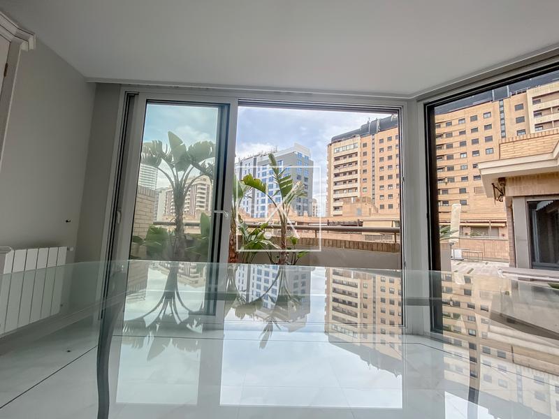Foto a45dfaf0-8e35-4b8f-8eea-451ae3b38372. Attique avec cheminée chauffage parking piscine dans Valencia