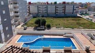 Apartment  Avinguda de l'ermita. Coqueto apartamento muy luminoso y en residencial con piscina