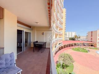Appartement à Carrer rei en jaume 3. Acogedor apartamento muy luminoso y con vistas al mar.