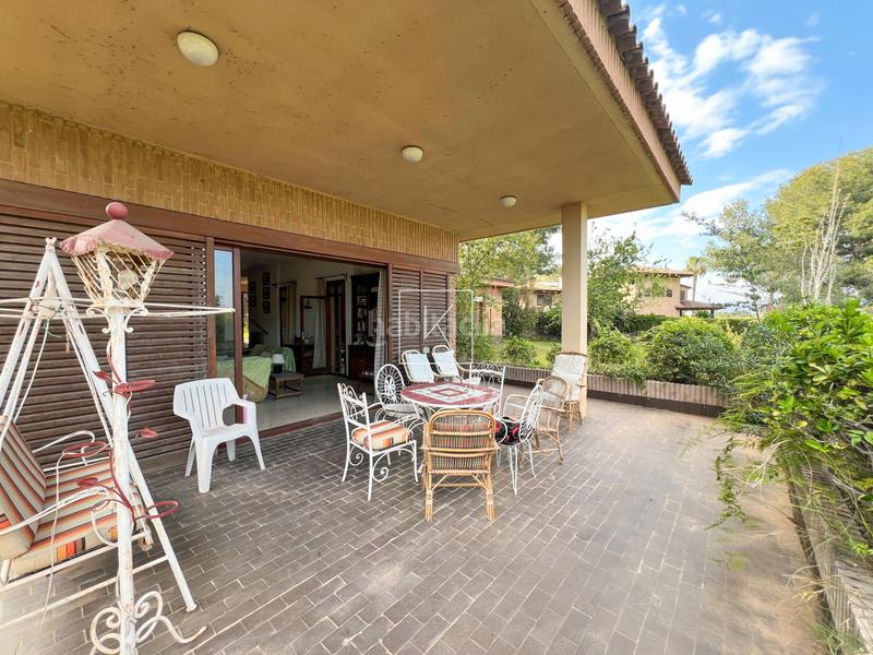 Foto 2d47774d-dd2e-4b68-94b8-4e9a1bab2062. Chalet mit parking pool in Montepilar Eliana (l´)