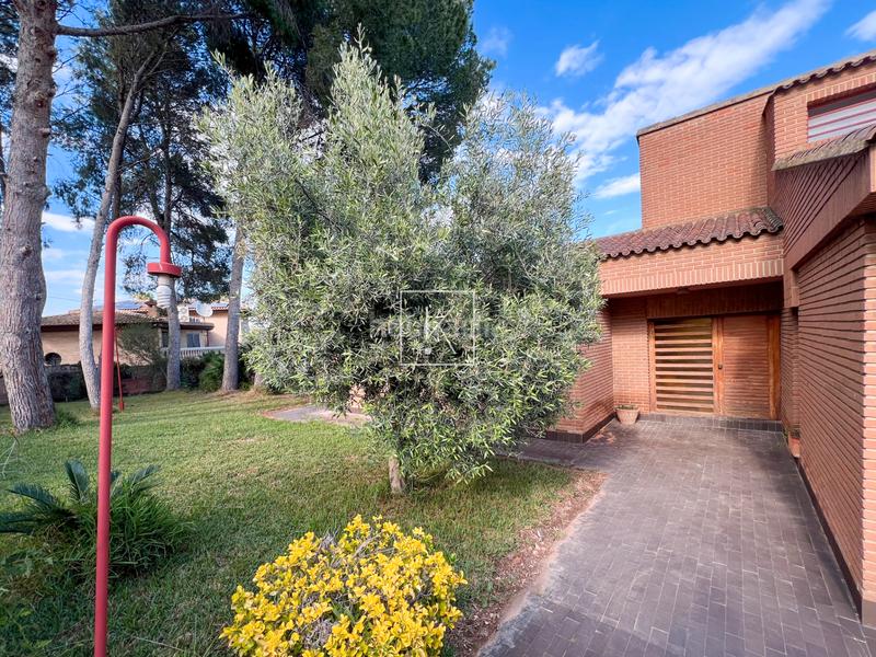 Foto 4d0db185-d43a-4c8d-9278-28ef4dc3d7e7. Chalet mit parking pool in Montepilar Eliana (l´)