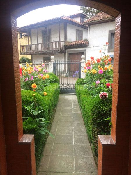 Foto 91f98f83-ce31-4ab6-b6d6-897fc699db22. Casa amb calefacció aparcament a Parroquias Sur - La Manjoya Oviedo