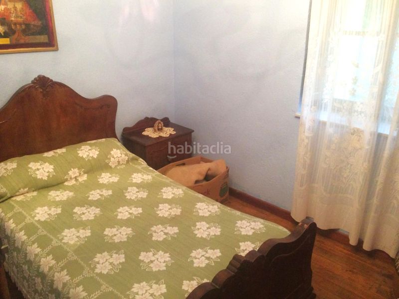Foto d861757e-4193-4cda-8c8b-1fe99d7f6fc4. Casa amb calefacció aparcament a Parroquias Sur - La Manjoya Oviedo