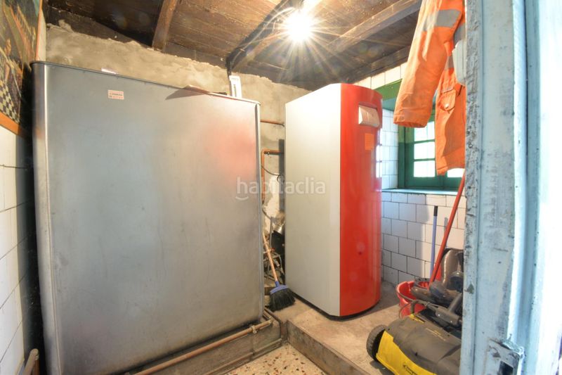 Foto 935bf9de-b399-4321-9a66-1d7e74769d5d. Casa amb calefacció aparcament piscina a Lada Langreo