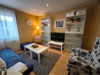 Miete Etagenwohnung  Calle calle victor hevia. Alquiler amueblado en vallobin dos dormitorios