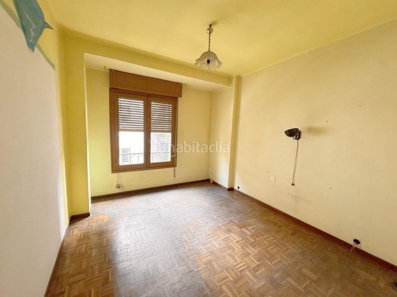 Foto 6efd6455-b6ff-4806-8927-2daa98871e2b. Edificio  en venta en el centro de san martin del rey aurelio. en San Martín del Rey Aurelio
