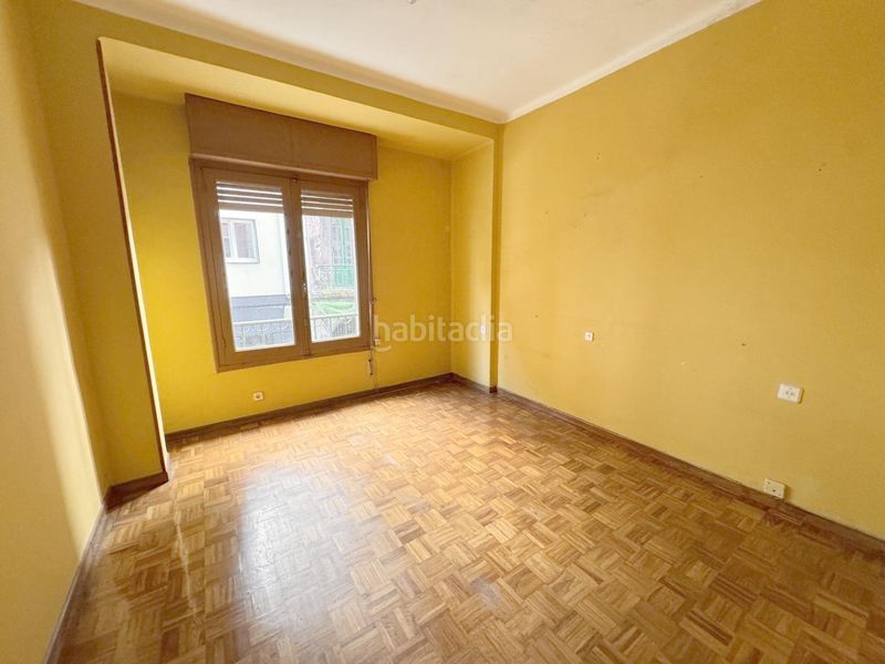 Foto c83e0a63-80ee-4b3f-9b4d-7c7807f0d05e. Edificio  en venta en el centro de san martin del rey aurelio. en San Martín del Rey Aurelio